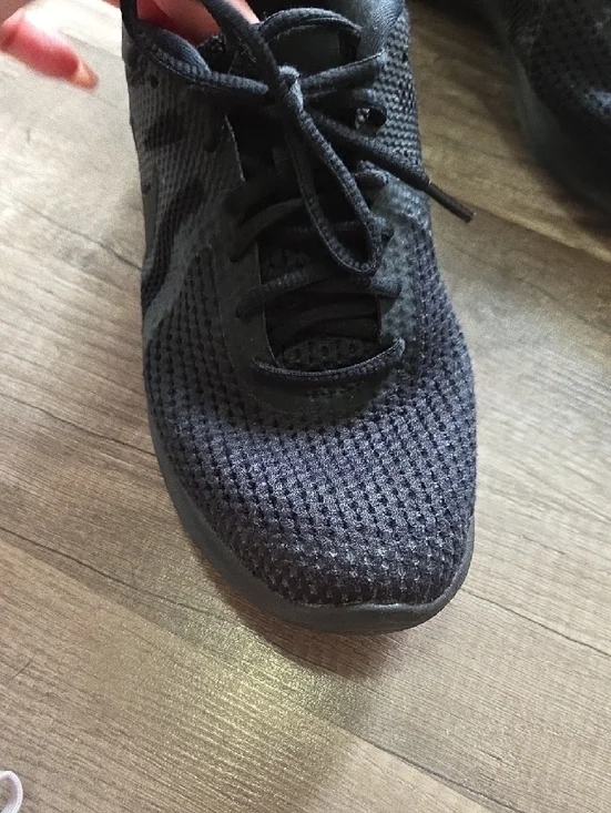 Nike Women's All-Black Lightweight Athletic Sneakers - Picture 3 of 7